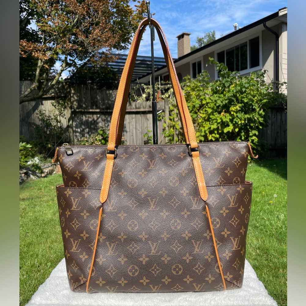 Lv tottally Mm